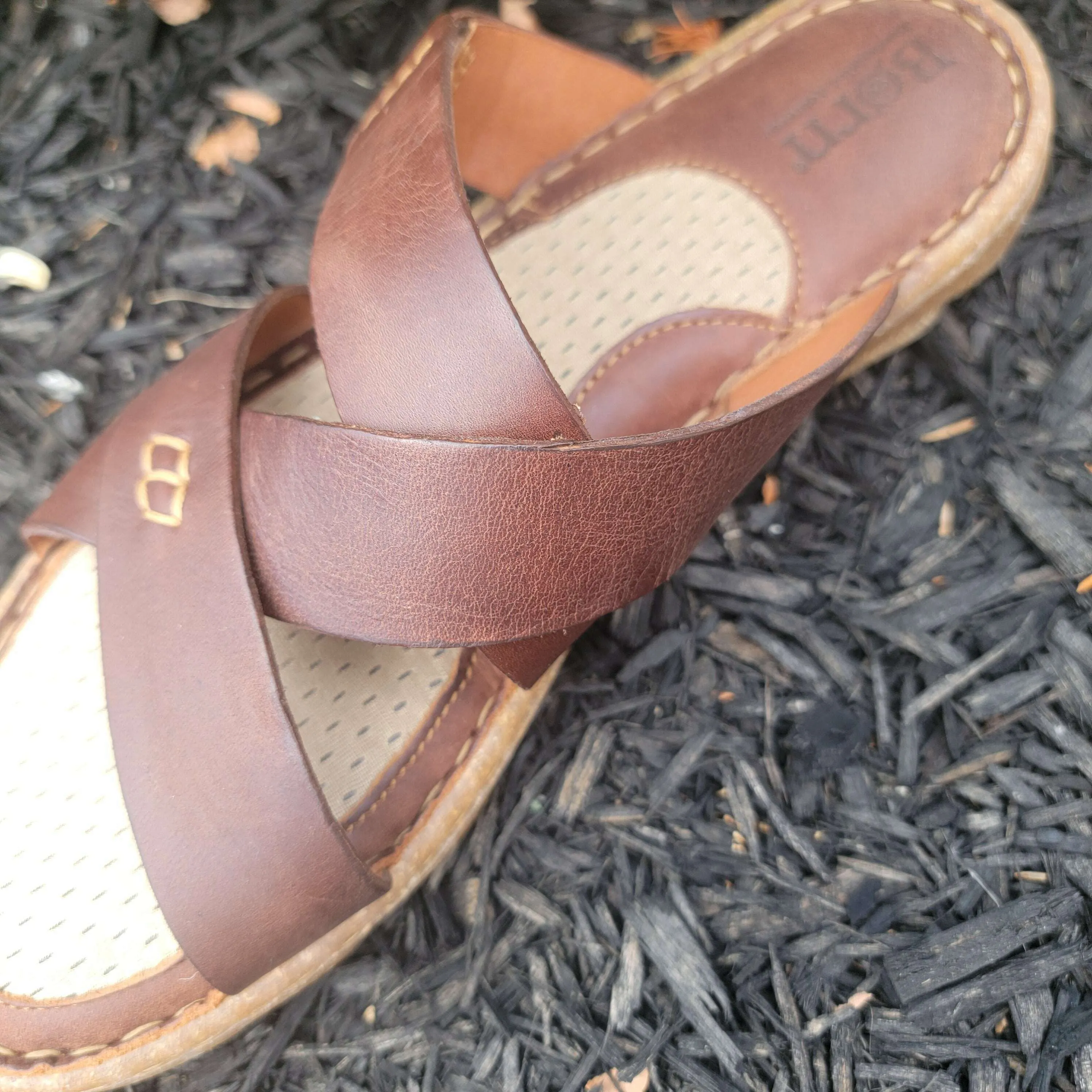 BORN - HAYKA - Brown