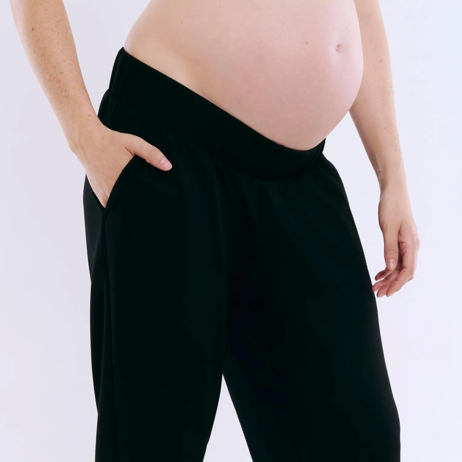 Motherhood Maternity Women's Scuba Underbelly Pregnancy Pocket Jogger Sweatpant
