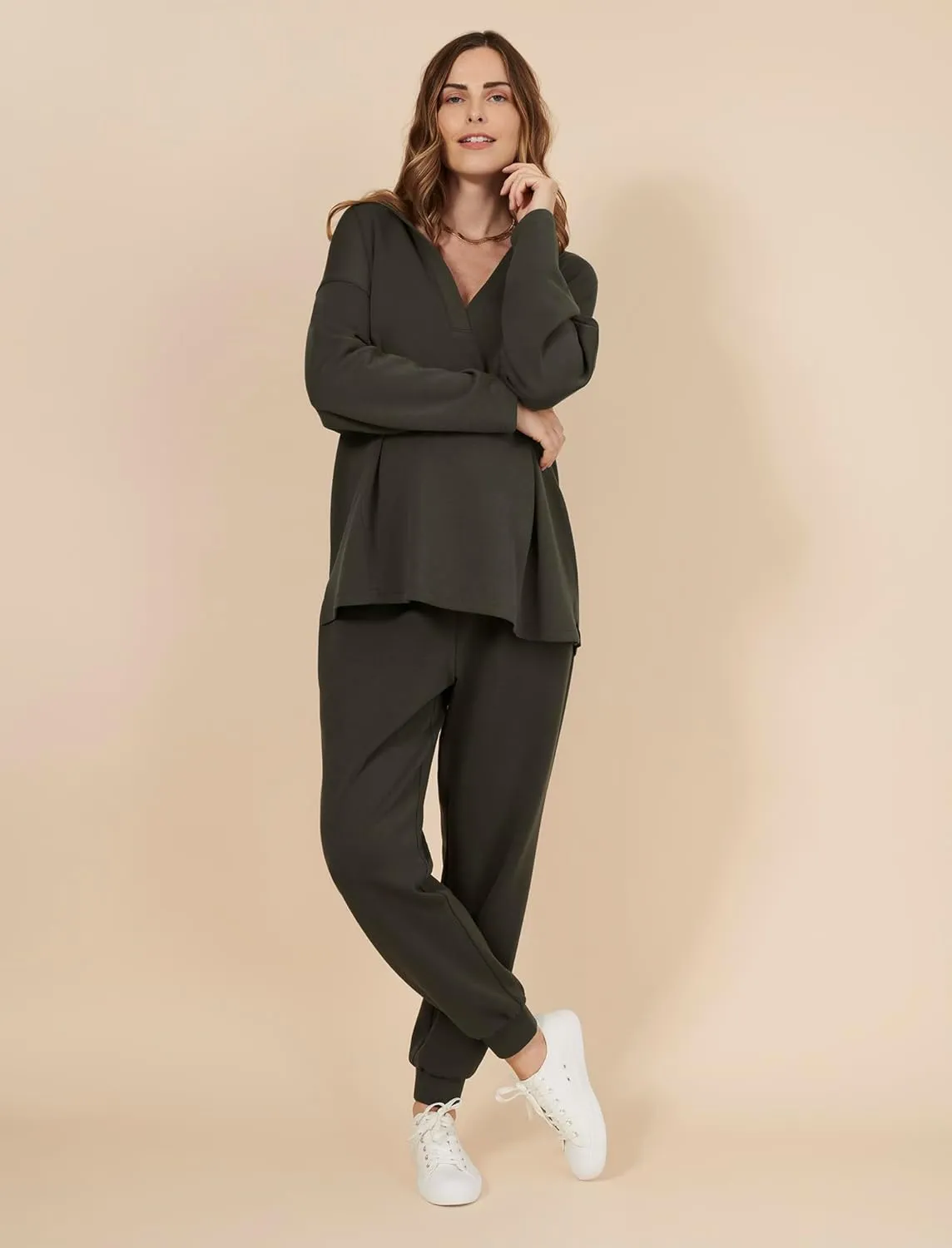 Motherhood Maternity Women's Scuba Underbelly Pregnancy Pocket Jogger Sweatpant